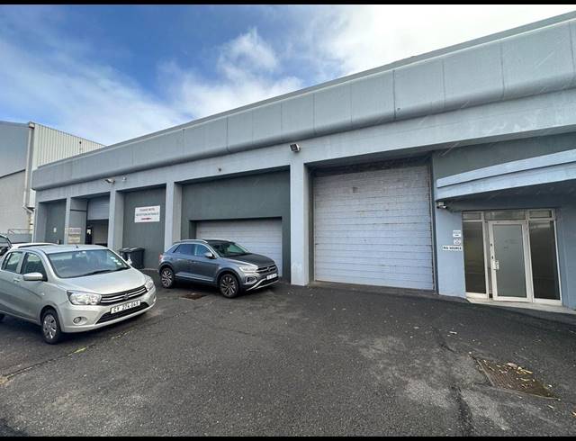 1,510M² WAREHOUSE TO LET IN PAARDEN EILAND
